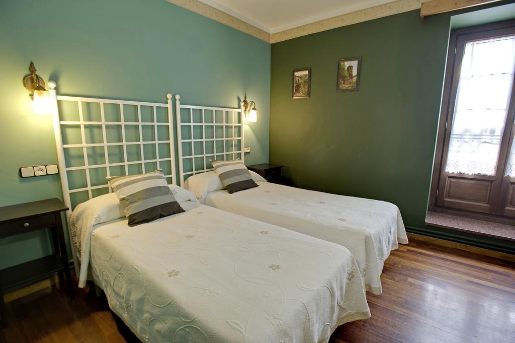 Hotel Avenida بيناسكي الغرفة الصورة